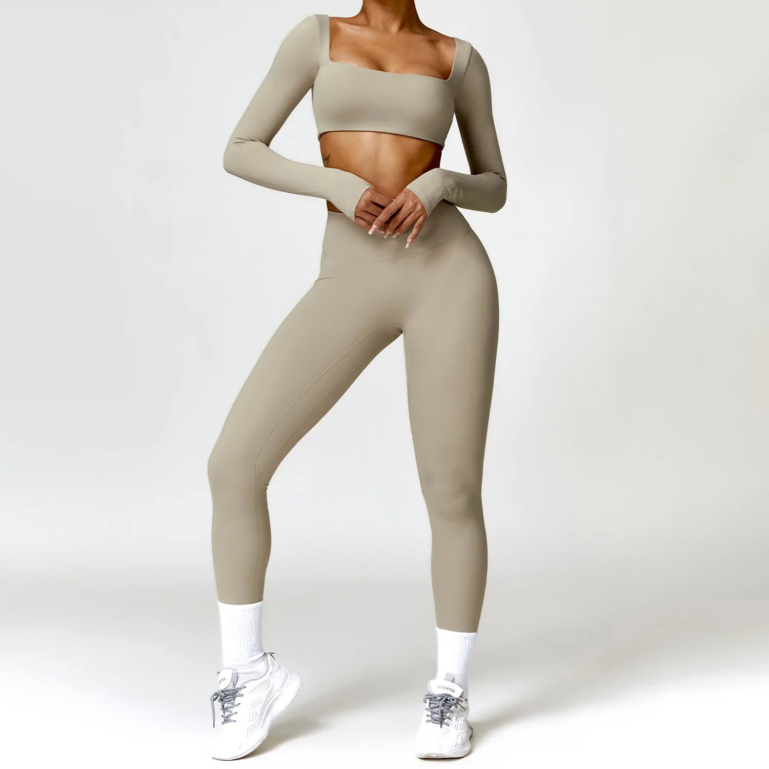 Push-up sports set: long-sleeved top and leggings (short or long)