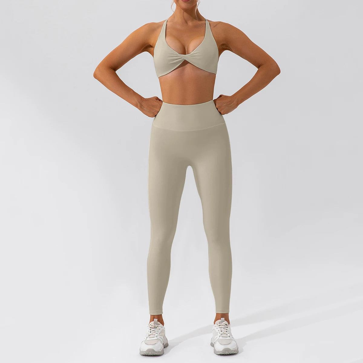 Push-up sports set: long-sleeved top and leggings (short or long)