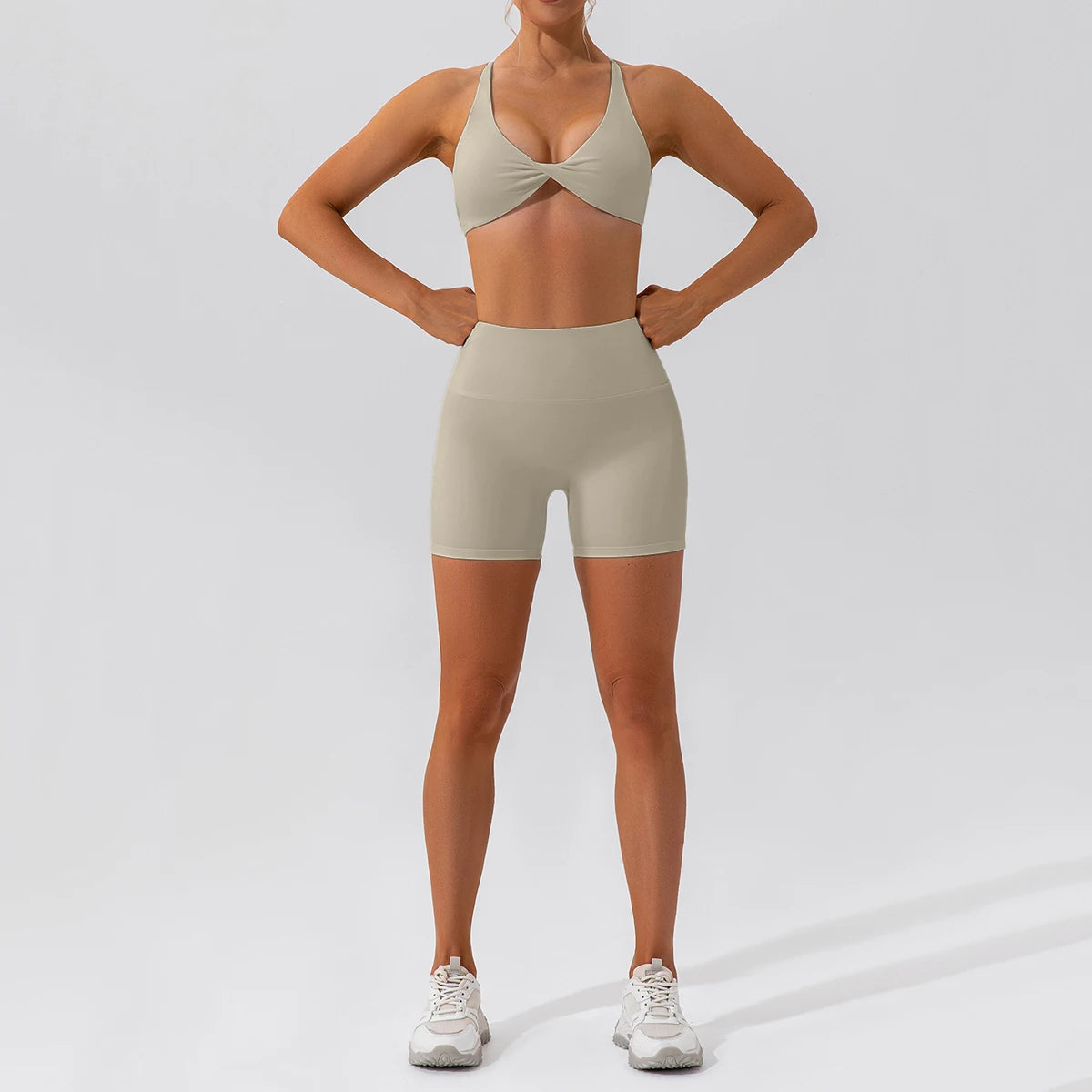 Push-up sports set: long-sleeved top and leggings (short or long)